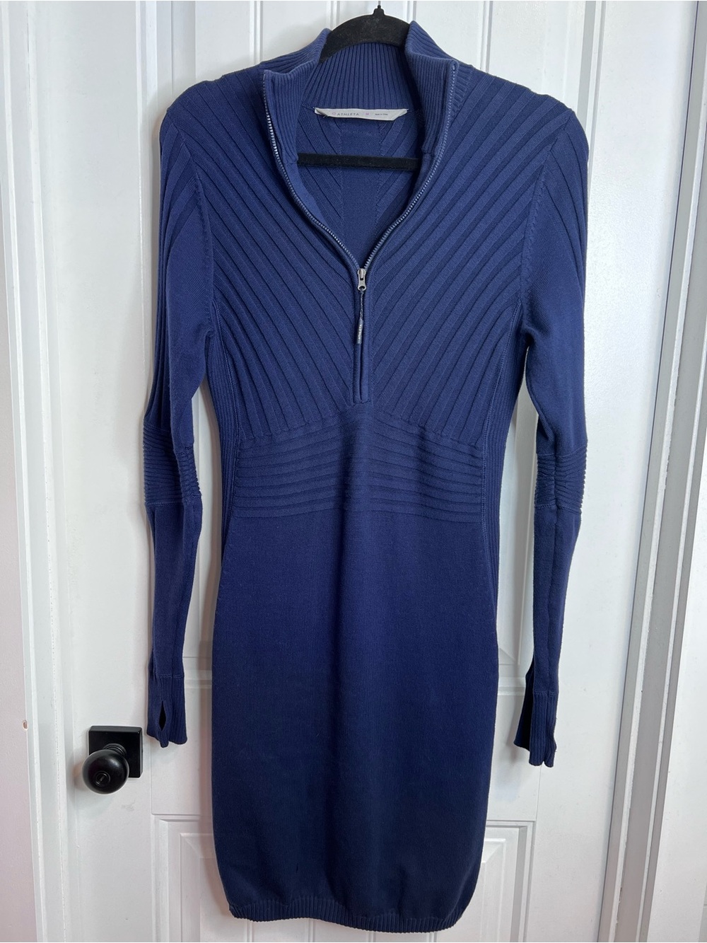 Athleta Navy Ribbed Half-Zip Thumbholes Fitted Sweater Dress. Size Medium.